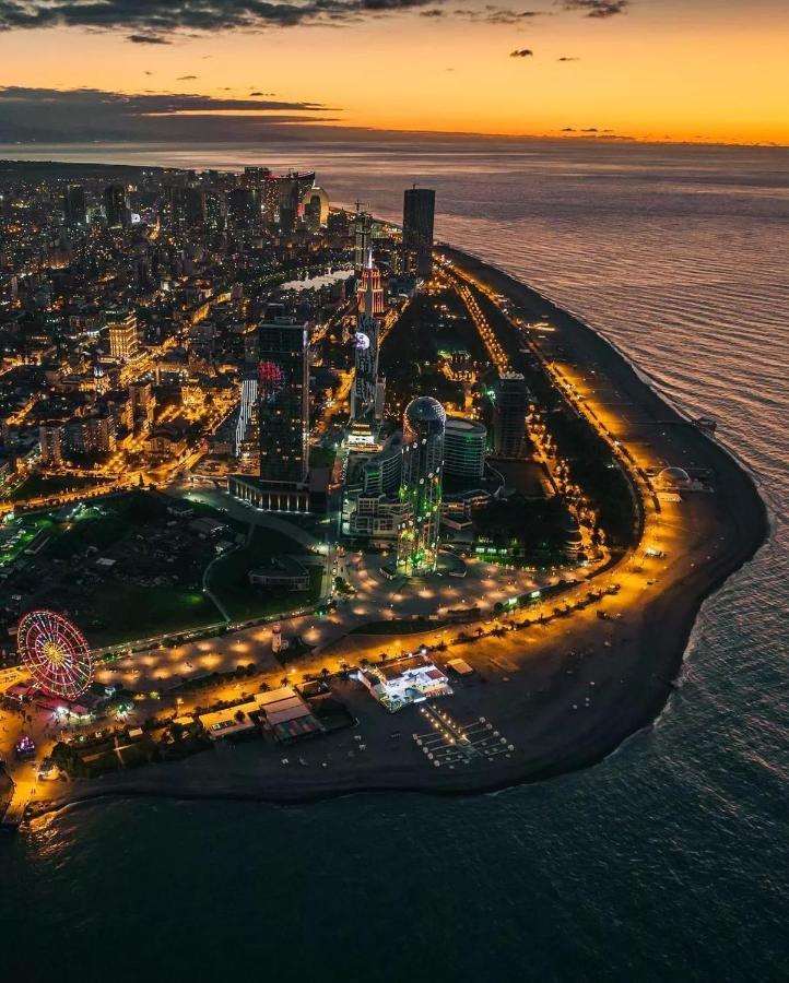 Panoramic Sea And City View Aparthotel In Orbi City 巴统 外观 照片